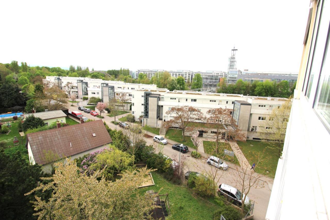 Geraeumige Ferienwohnung Im Zentrum سانت بولتن المظهر الخارجي الصورة